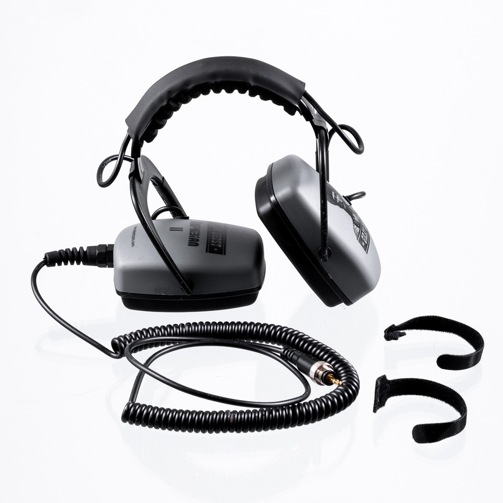 Grayghost amphibian headphones for mine lab equinox 600. Do they include line to attach to metal detector?